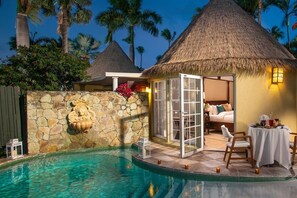 Pool - Sandals Grande Antigua (St. John's)
