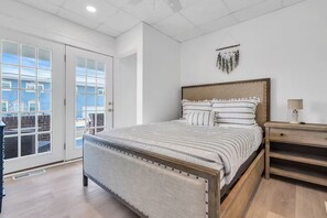 2 slaapkamers, een strijkplank/strijkijzer, wifi