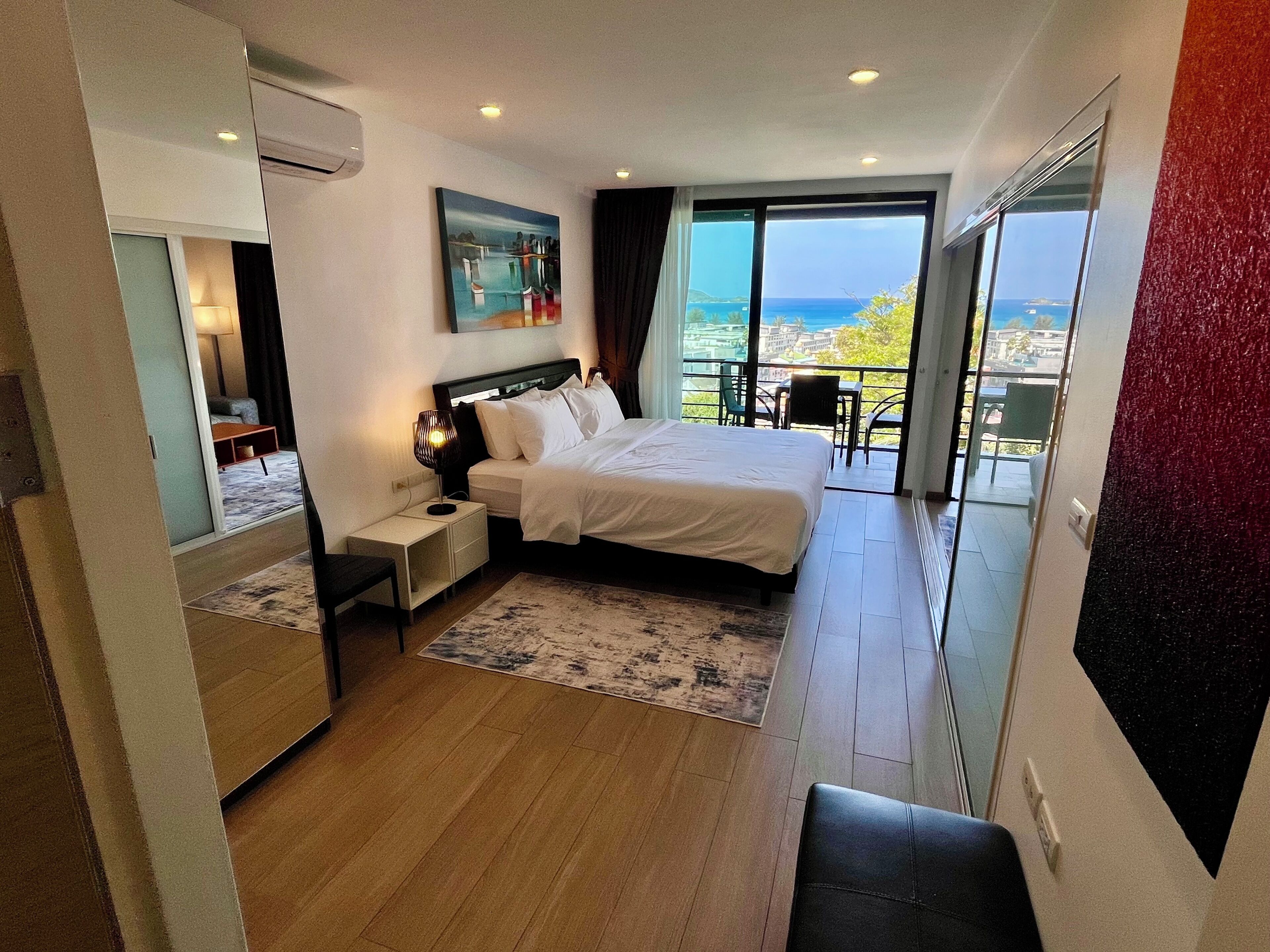 Fer et planche à repasser, Wi-Fi, draps fournis