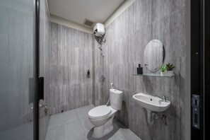 Premium Room | Bathroom - Cove Casa Dyna (Jakarta)