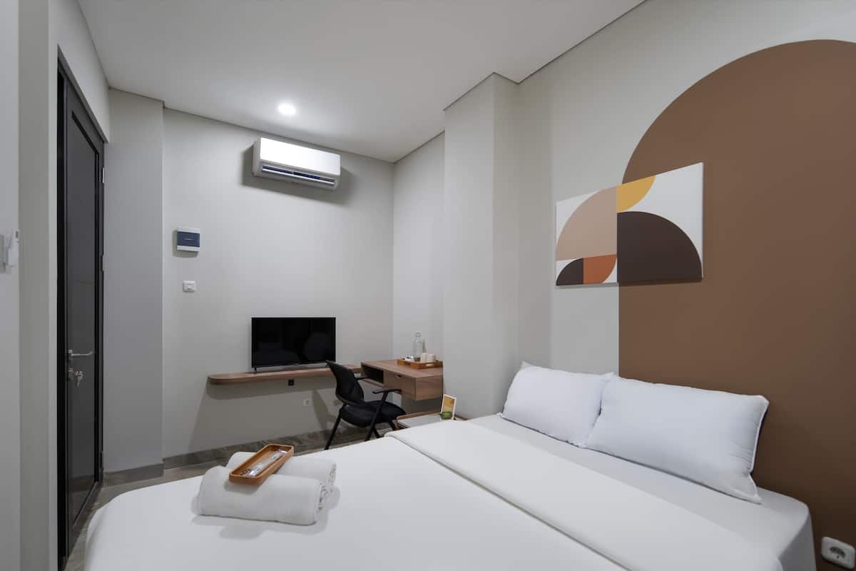 Standard Room | Free WiFi, bed sheets