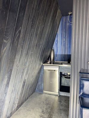 Interior - Blue Moon Apartment-Epic Mountain views Wanaka. (Wānaka)