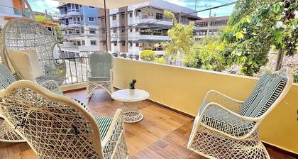 Spacious 6-bedroom house in gorgeous Santo Domingo with AC