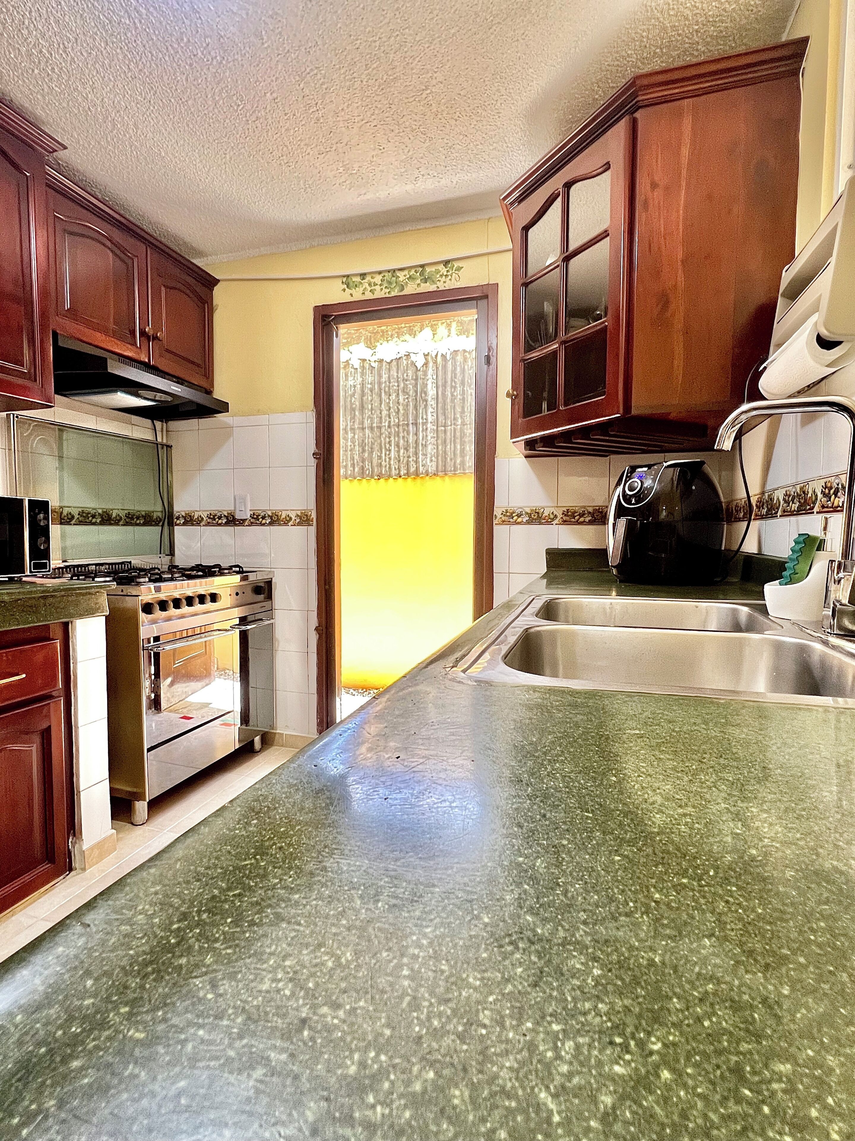 微波炉、烤箱、炉灶