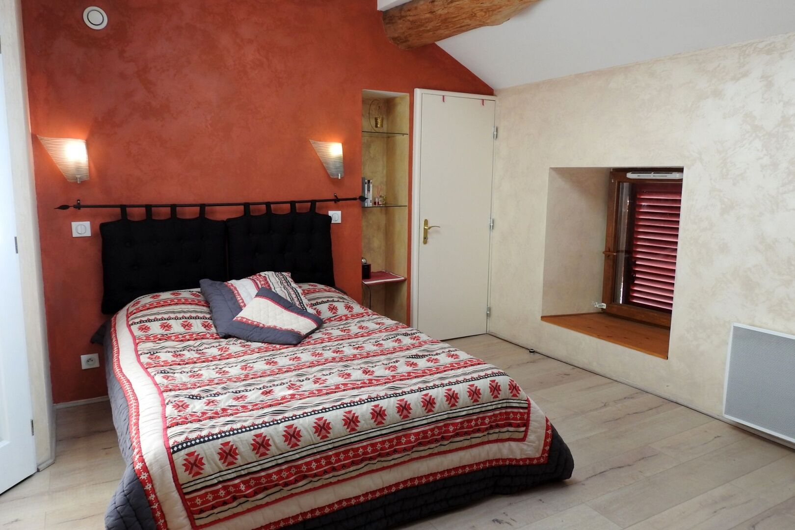 Bügeleisen/Bügelbrett, Reisekinderbett, kostenloses WLAN, Bettwäsche