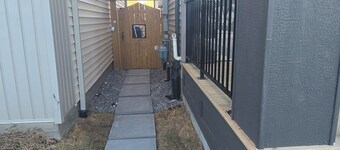 West Edmonton suite - 2 BR- 2 beds - 1 bath basement unit
