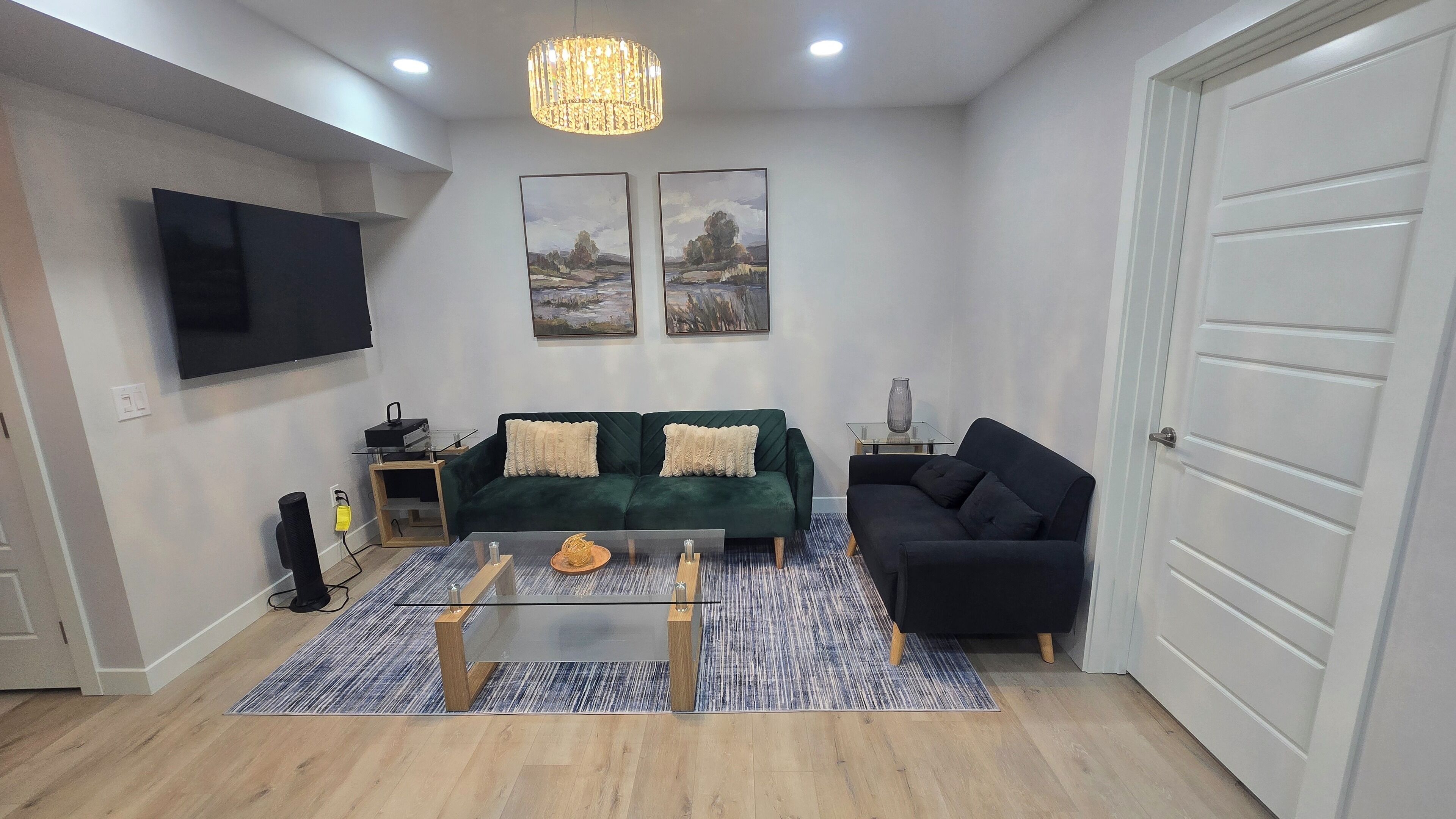 TV connectée, médiathèque, chaîne hi-fi
