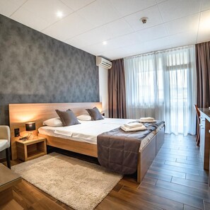 Room - Novi Sad Hotel (Novi Sad)