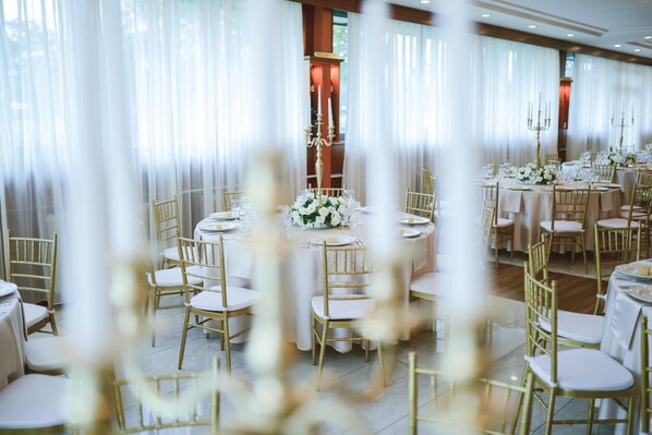 Banquet hall - Novi Sad Hotel (Novi Sad)