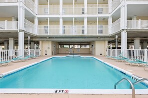 Pool - Family Friendly 5BD-OceanView-Pool/Hottub-Sleeps 14 (North Myrtle Beach)