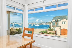 Dining - Bayfront 5BR with Stunning Harbor Views, Only Steps to the Beach! (Newport Beach)