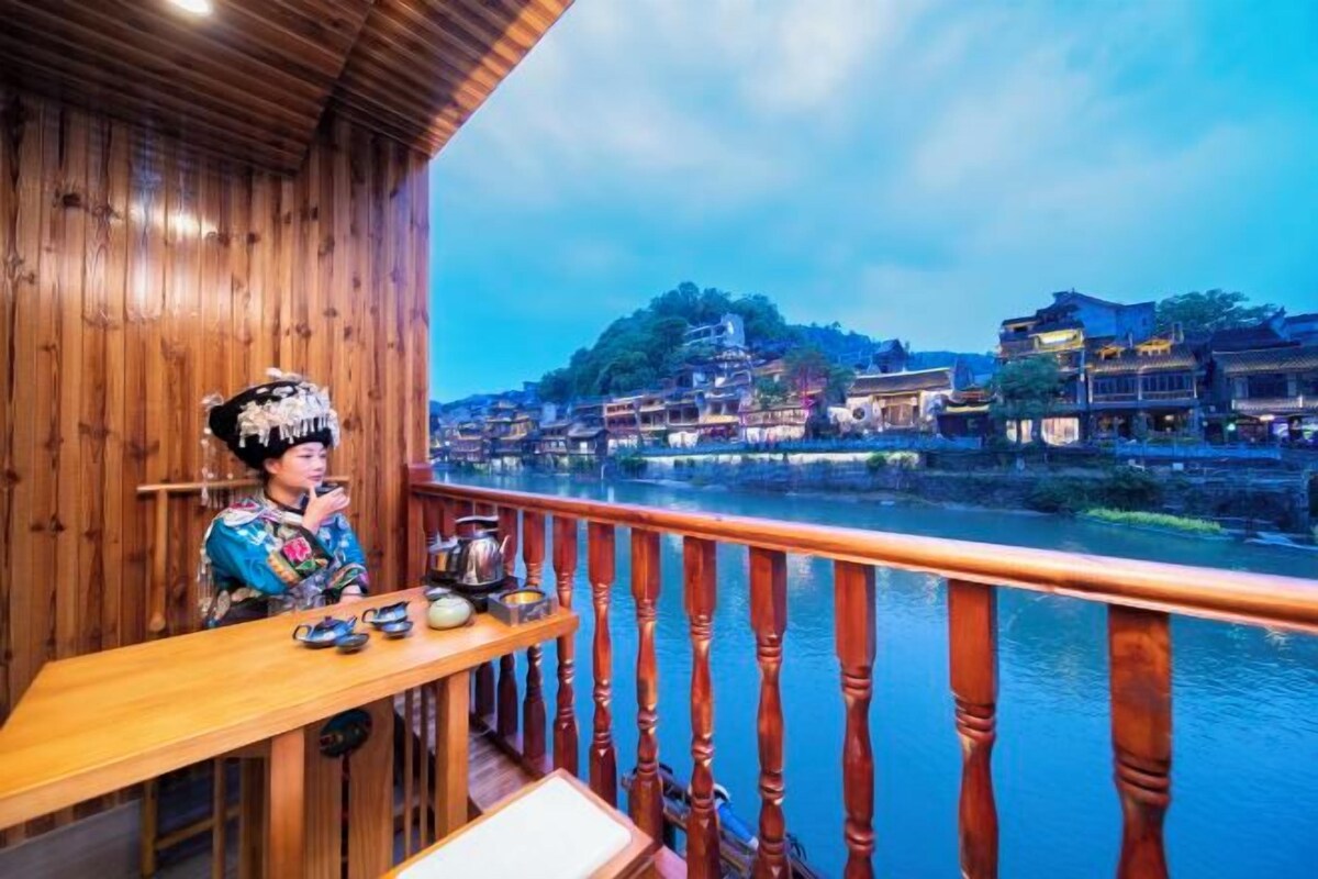 Featured Family Friendly Smart Room - River-View (Balcony) (Building c)