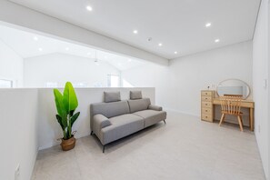 Quarto básico, 2 quartos (Sacheon Geugot (Private Pool Villa)) | 2 quartos, Wi-Fi de cortesia