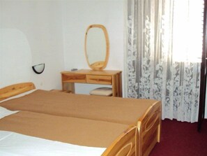 Room - Biser Hotel (Pag)