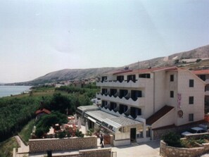 Exterior - Biser Hotel (Pag)