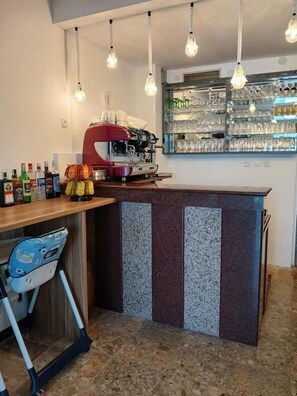 Bar (on property) - Biser Hotel (Pag)