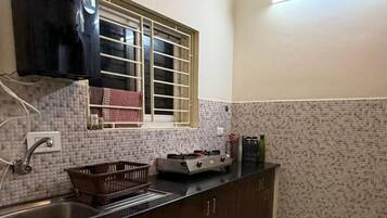 Fridge, microwave, stovetop, electric kettle