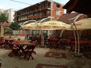 Outdoor dining - Davos Hotel (Deva)