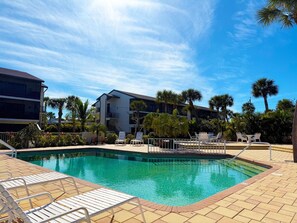 A heated pool - 2BR Condo at Fantasy Island – Pool, Beach , Bikes (Englewood)