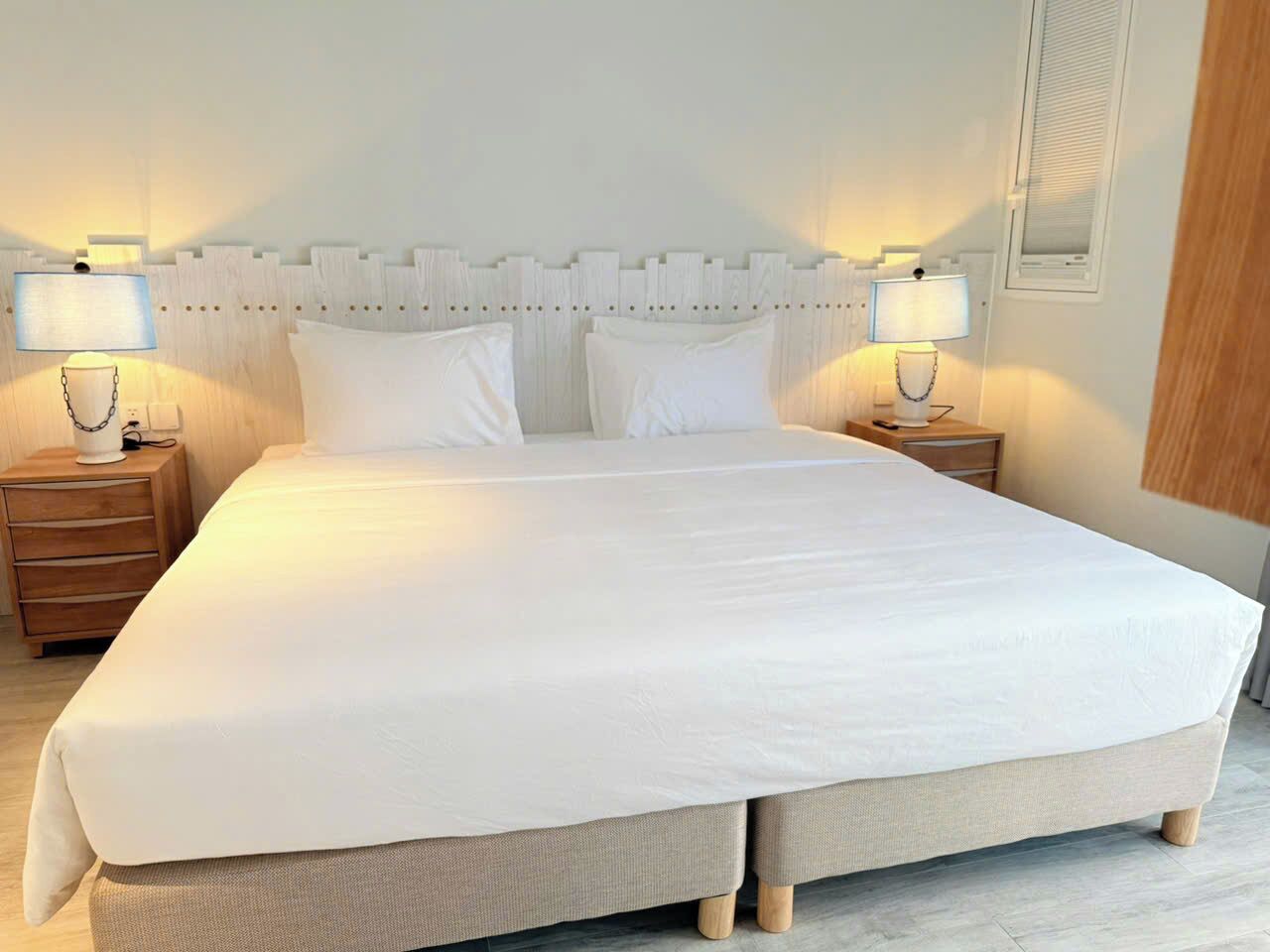 Luxury-Apartment, 1 Schlafzimmer, Stadtblick | Zimmersafe, Schreibtisch, laptopgeeigneter Arbeitsplatz