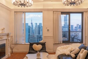 Living area - Zhome-HaiQi Garden 5Beds with Bund View (Shanghai)