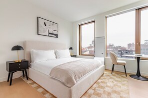 1 bedroom, iron/ironing board, WiFi, bed sheets - Blueground | Greenpoint, pool, nr Transmitter Park (Brooklyn)
