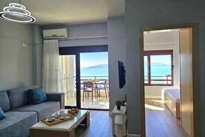 TV - Albina Apartment - 118, Sarandë, Albania (Sarandë)