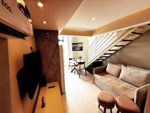 Premium Apartment | Living area - Hosts BR - MAX Carneiros Suítes (Tamandaré)