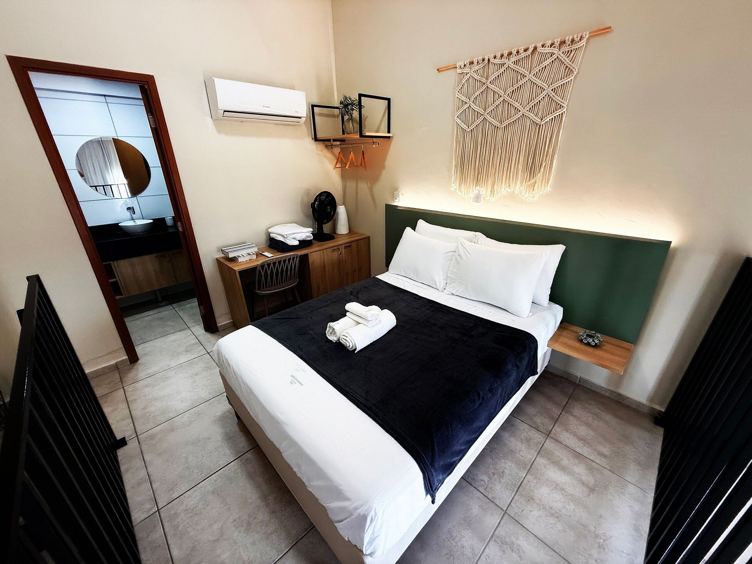 Premier Apartment | Free WiFi