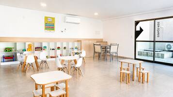 Apartment | Dining