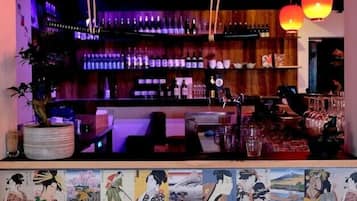 Bar (in der Unterkunft)