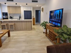 Billede uden beskrivelse, 5 af 28, knap