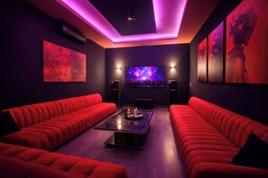 베이직룸, 시내 전망 | 거실 공간