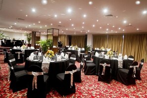 Banquet hall - Global Towers (Colombo)