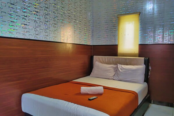 Standard Double Room - Namroom at BSD Serpong (Tangerang)