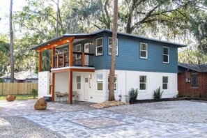 Exterior - New | Walk to UF/Stadium Near UFHealth/Downtown (Gainesville)
