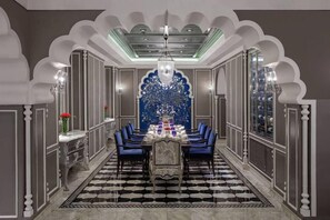 Banquet hall - ITC Maurya, a Luxury Collection Hotel (New Delhi)