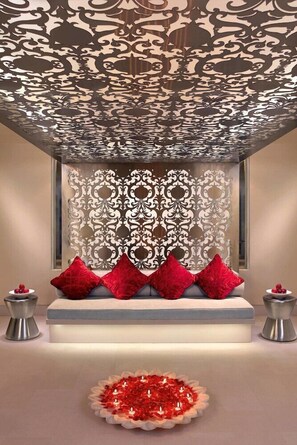 Interior - ITC Maurya, a Luxury Collection Hotel (New Delhi)