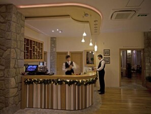 Lobby - Aria Hotel (Mahala)