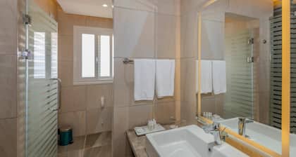 Lahami Bay Beach Resort and Gardens