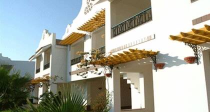 Lahami Bay Beach Resort and Gardens