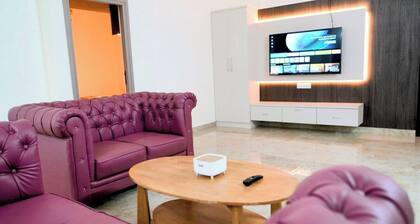 AMAIRA STUDIO LIVING