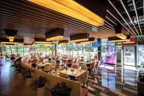 Dining - Aloft Beijing Haidan (Beijing)