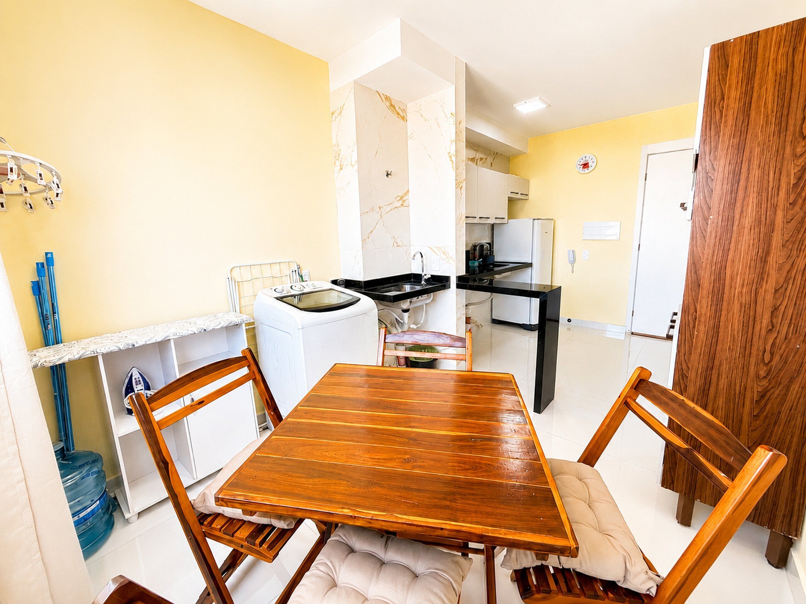 Apartment | Dining