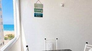 Apartment | Tempat makan