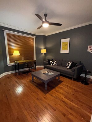 Living area - Stylish ATL Retreat, Near Airport & Marketplace (Atlanta)