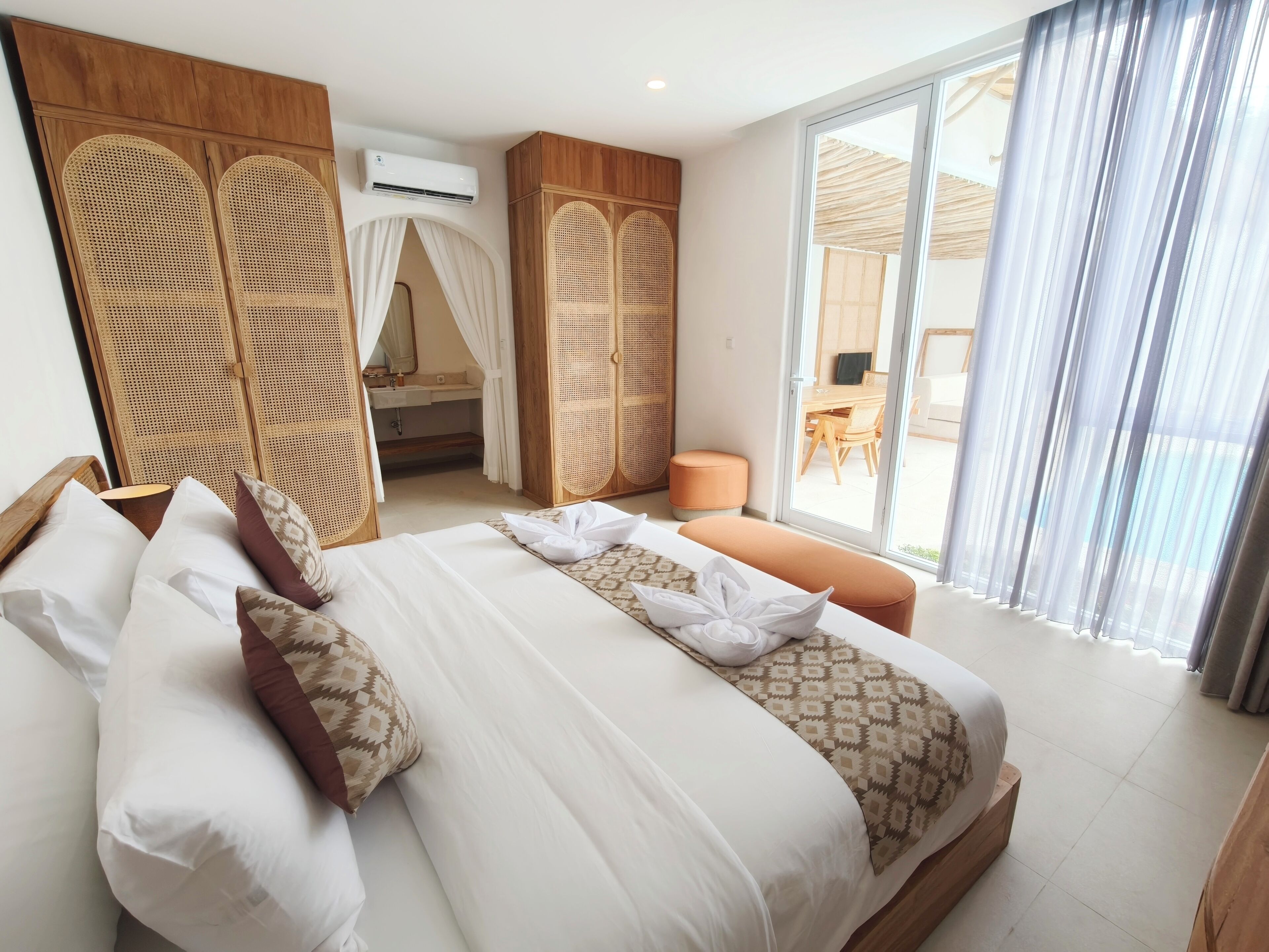 Deluxe Villa, 2 Bedrooms, Patio, Pool View | Garden view