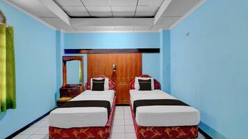 Deluxe Twin Room | Free WiFi, bed sheets