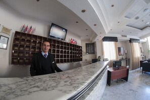 Lobby - La Maison Hotel (Wadi Musa)