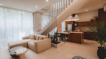 Villa – premium, hageutsikt | Oppholdsområde | Printere